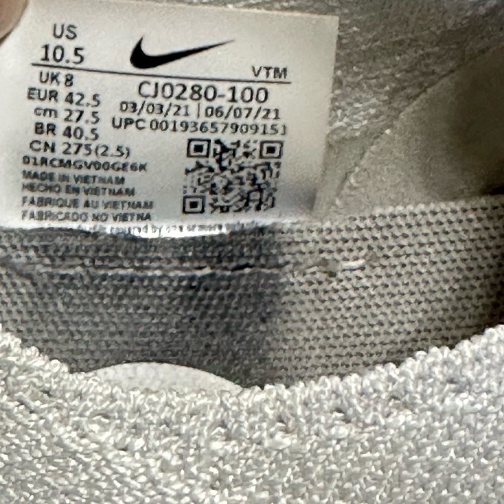 Nike React Phantom Run Flyknit 2 White Silver running pull on sneakers - Picture 12 of 12